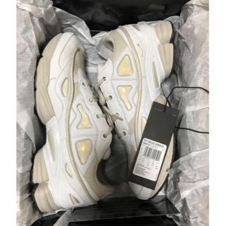 ラフシモンズ(RAF SIMONS)のozweegoⅢ 専用(スニーカー)