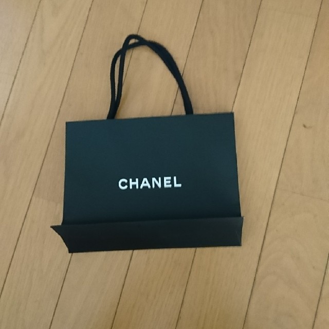 CHANEL(シャネル)のシャネル CHANEL 眼鏡購入時の紙袋 レディースのファッション小物(サングラス/メガネ)の商品写真