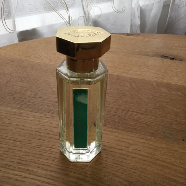 L'Artisan Parfumeur(ラルチザンパフューム)のほぼ満量⭐️特価/ラルチザン プレミエフィグエエクストリーム コスメ/美容の香水(香水(女性用))の商品写真