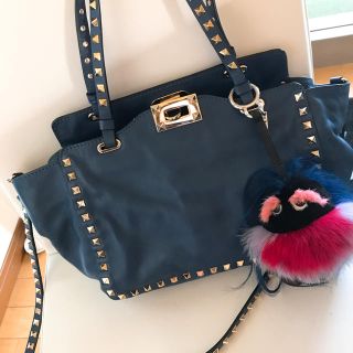 ヴァレンティノ(VALENTINO)のVALENTINO ヴァレンチノ スタッズ bag(トートバッグ)