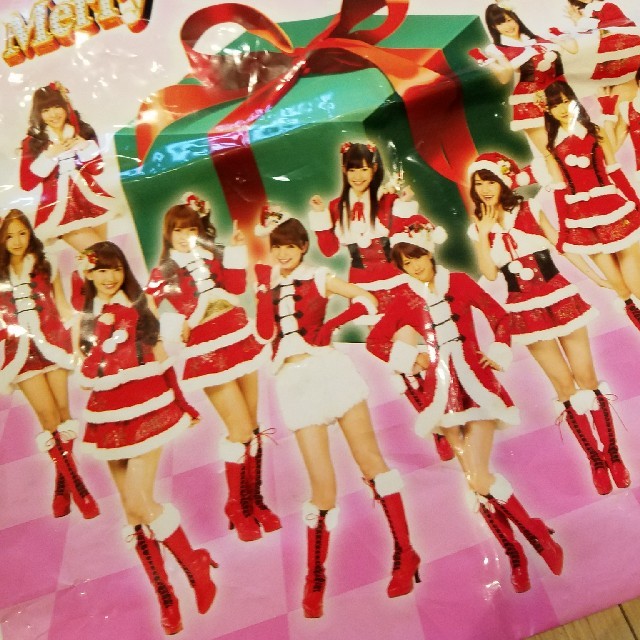 AKB48(エーケービーフォーティーエイト)のAKB48 ビニールバッグ　３枚セット エンタメ/ホビーのタレントグッズ(アイドルグッズ)の商品写真