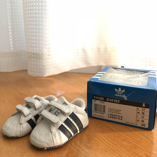 アディダス(adidas)のadidasシューズ(スニーカー)