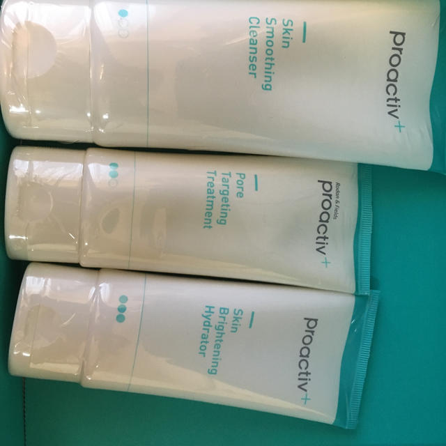 proactiv(プロアクティブ)の【90日】Proactive +薬用3ステップセット コスメ/美容のスキンケア/基礎化粧品(その他)の商品写真