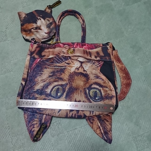 猫柄のバック、ポーチ付き レディースのバッグ(ハンドバッグ)の商品写真