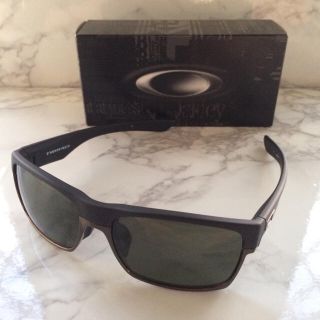 オークリー(Oakley)のOAKLEY★Two Face Matte Black w/Dark Grey(サングラス/メガネ)