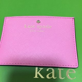 ケイトスペードニューヨーク(kate spade new york)のkatespade カードケース(名刺入れ/定期入れ)