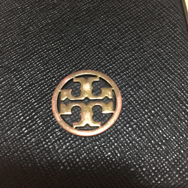 Tory Burch(トリーバーチ)のTory Burch iPhoneケース スマホ/家電/カメラのスマホアクセサリー(iPhoneケース)の商品写真