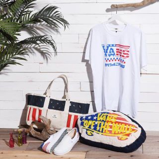 ヴァンズ(VANS)の送料込カリフォルニア工務店VANS別注限定バンズTシャツ新品タグ付き星条旗即完売(Tシャツ/カットソー(半袖/袖なし))