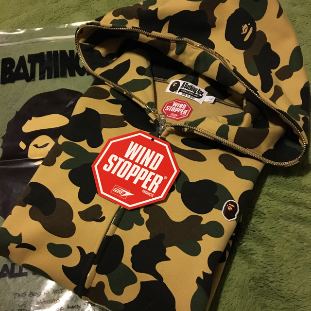 A BATHING APE(アベイシングエイプ)のA BATHING APE 2点セット 早い者勝ち‼️ メンズのトップス(パーカー)の商品写真