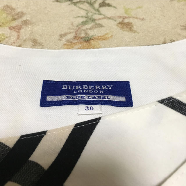 BURBERRY BLUE LABEL(バーバリーブルーレーベル)のバーバリーブルーレーベル チェックスカート レディースのスカート(ひざ丈スカート)の商品写真