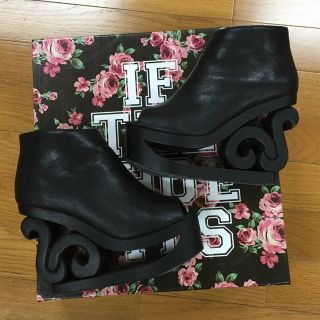 ジェフリーキャンベル(JEFFREY CAMPBELL)のウェッジソールサンダル(ブーティ)