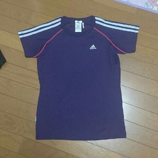 アディダス(adidas)のadidas 紫 半袖 シャツ(Tシャツ(半袖/袖なし))