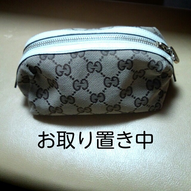 Gucci(グッチ)のGUCCI　ポーチ（小） レディースのファッション小物(ポーチ)の商品写真