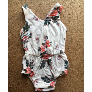 オールドネイビー(Old Navy)のオールドネイビー  花柄ロンパース 60、babyGAP 花柄 ロンパース 70(ロンパース)