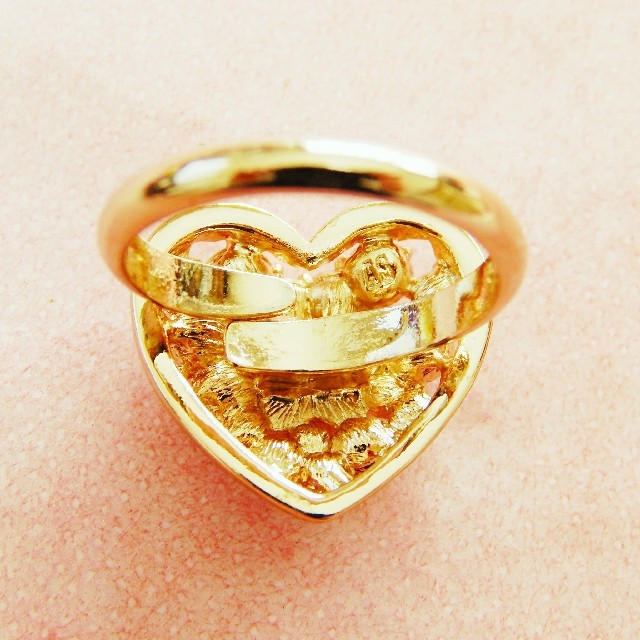 ANNA SUI(アナスイ)の3月末まで！ANNASUI ハート リング ピンク＆ゴールド レディースのアクセサリー(リング(指輪))の商品写真