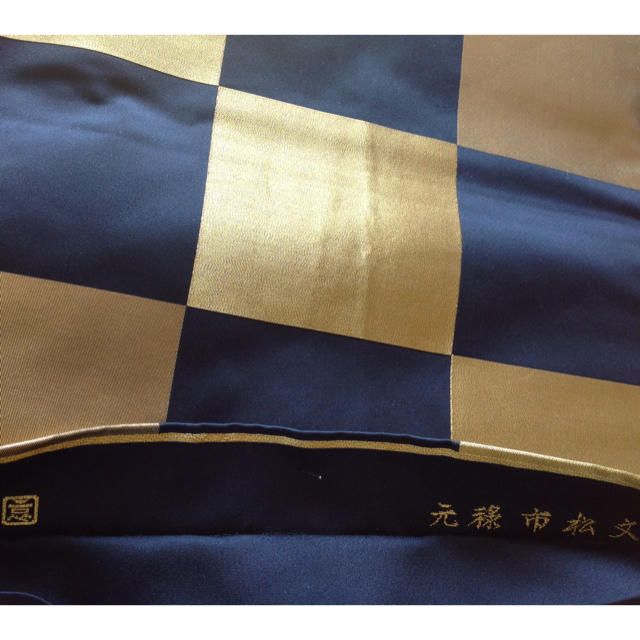 正絹袋帯 黒金 市松の通販 by こなつ's shop|ラクマ 正絹袋帯 黒金 市松の通販 by こなつ's shop|ラクマ