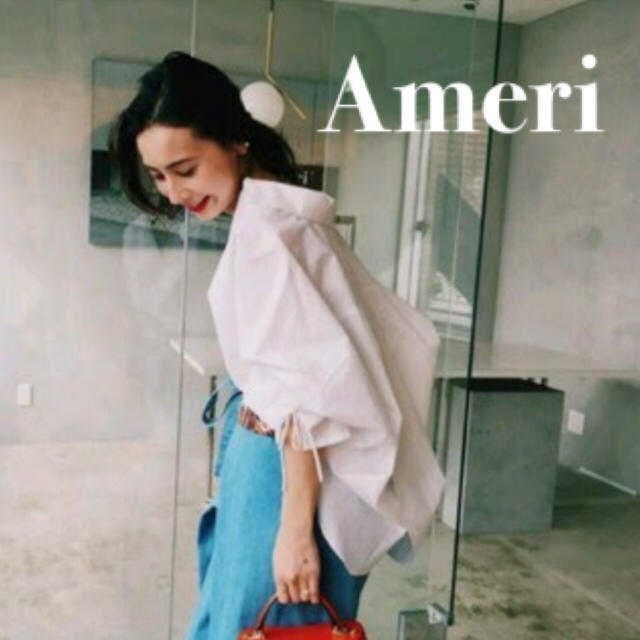 Ameri VINTAGE(アメリヴィンテージ)のAmeri  Vintage 襟ぬき スリットスリーブオープンシャツ/ブラウス レディースのトップス(シャツ/ブラウス(長袖/七分))の商品写真