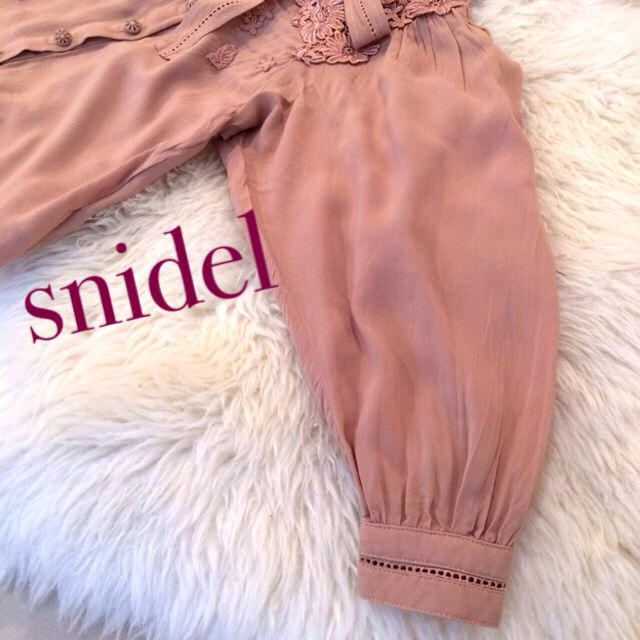 SNIDEL(スナイデル)のsnidel♡ブラウス100cm キッズ/ベビー/マタニティのキッズ服女の子用(90cm~)(その他)の商品写真