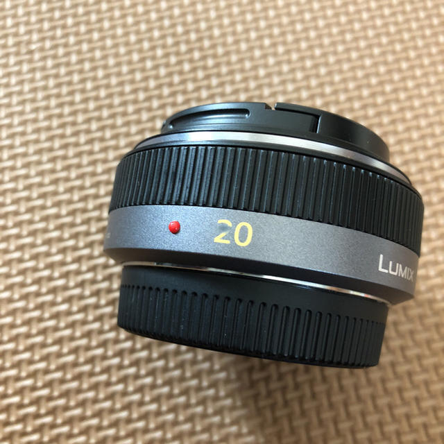 Panasonic(パナソニック)のPanasonic Lumix 20mm F1.7 スマホ/家電/カメラのカメラ(レンズ(単焦点))の商品写真