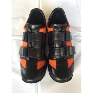 グッチ(Gucci)のGUCCI グッチ フラットシューズ スニーカー ベルクロ(ローファー/革靴)