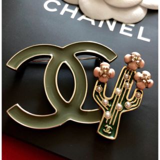 シャネル(CHANEL)のシャネル ブローチ🌸🌵美品💕(ブローチ/コサージュ)