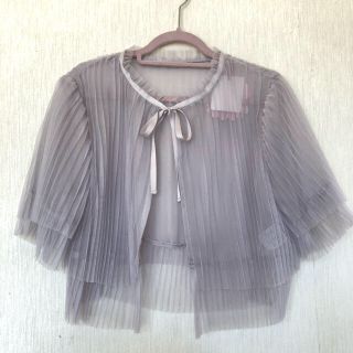 ドットアンドストライプスチャイルドウーマン(Dot&Stripes CHILDWOMAN)の新品タグ付き チュール プリーツ ボレロ (ボレロ)