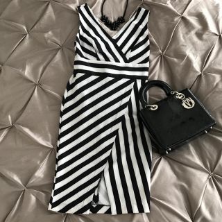 ダイアンフォンファステンバーグ(DIANE von FURSTENBERG)の【未使用】ボーダーワンピース Ｍ(ひざ丈ワンピース)