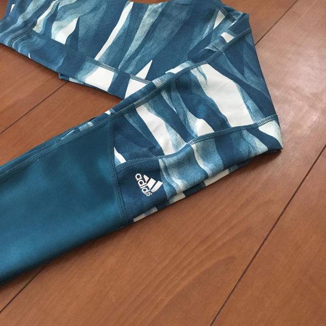 adidas(アディダス)のあこさま専用 美品 アディダス ヨガ レギンス スポーツ/アウトドアのトレーニング/エクササイズ(ヨガ)の商品写真