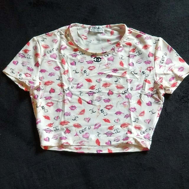 CHANEL(シャネル)の♡CHANEL♡リップ柄Tシャツ　size36 レディースのトップス(シャツ/ブラウス(半袖/袖なし))の商品写真