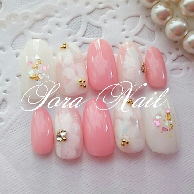 フラワー シェル入りピンクジェルネイル の通販 By Sora Nail S Shop ラクマ