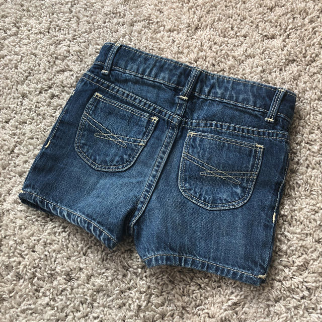 babyGAP(ベビーギャップ)のGAP デニムショートパンツ キッズ/ベビー/マタニティのキッズ服女の子用(90cm~)(パンツ/スパッツ)の商品写真