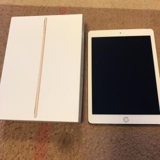 アイパッド(iPad)のiPad Air2 128G GOLD WiFi cellularモデル(タブレット)