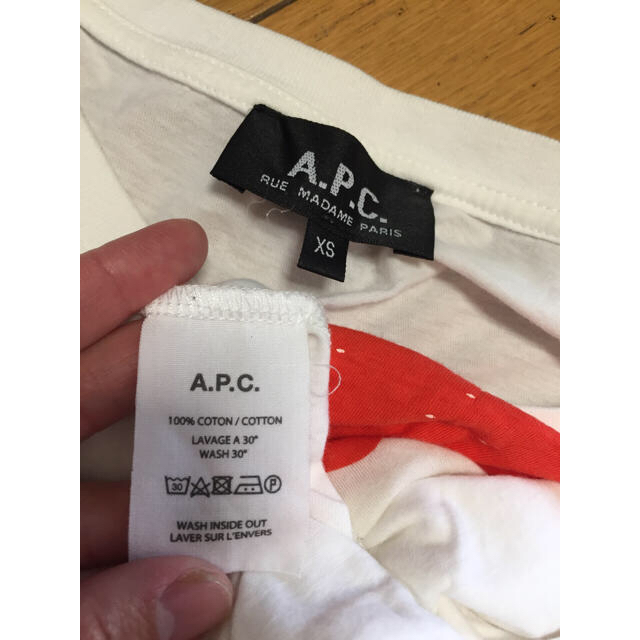 A.P.C(アーペーセー)のa.p.c. BIGハートTシャツ レディースのトップス(Tシャツ(半袖/袖なし))の商品写真