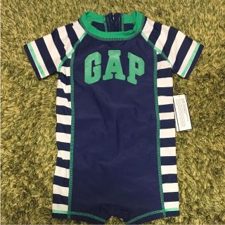 ベビーギャップ(babyGAP)の新品 ベビーギャップ 水着 70 ラッシュガード (水着)