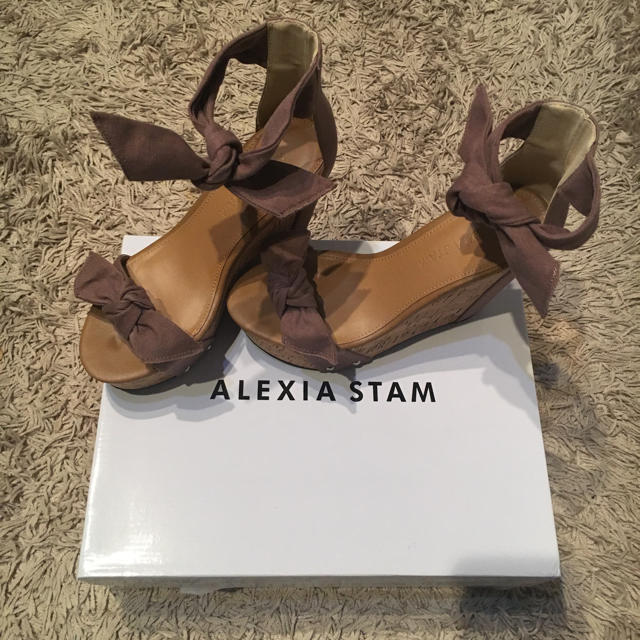 ALEXIA STAM(アリシアスタン)のアリシアスタン リボンサンダル レディースの靴/シューズ(サンダル)の商品写真