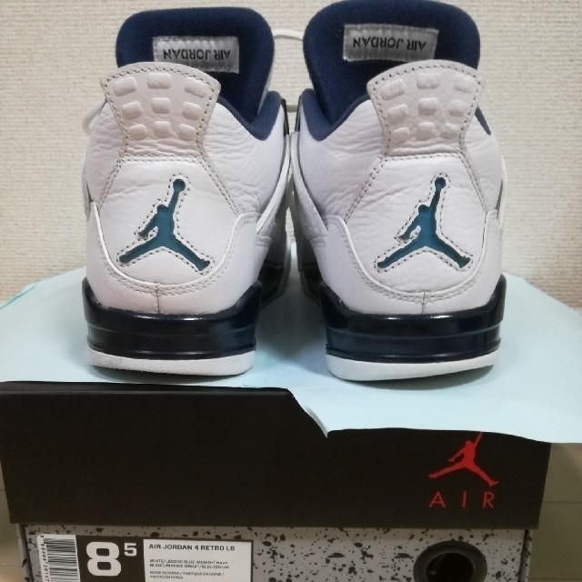 NIKE(ナイキ)のAIR JORDAN 4　26.5cm 正規品国内購入 メンズの靴/シューズ(スニーカー)の商品写真