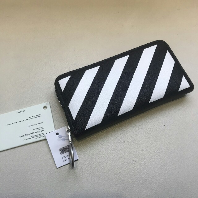 OFF-WHITE(オフホワイト)の新品off white wallet財布オフホワイト メンズのファッション小物(長財布)の商品写真