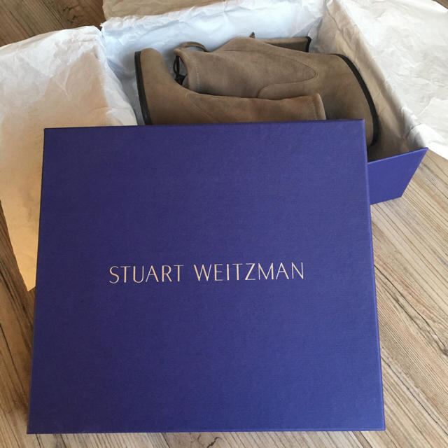 Stuart Weitzman(スチュワートワイツマン)のStuart Weitzman スチュワート・ワイツマン ショートブーツ レディースの靴/シューズ(ブーツ)の商品写真