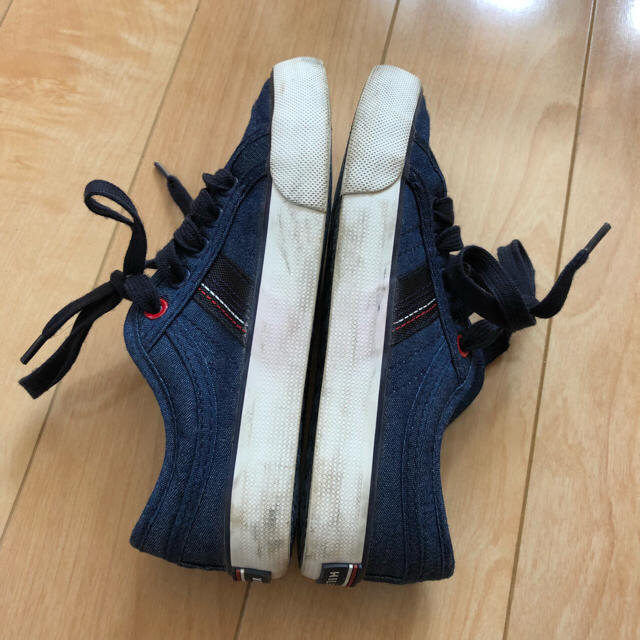 TOMMY HILFIGER(トミーヒルフィガー)のトミーヒルフィガー   スニーカー  約19センチ キッズ/ベビー/マタニティのキッズ靴/シューズ(15cm~)(スニーカー)の商品写真