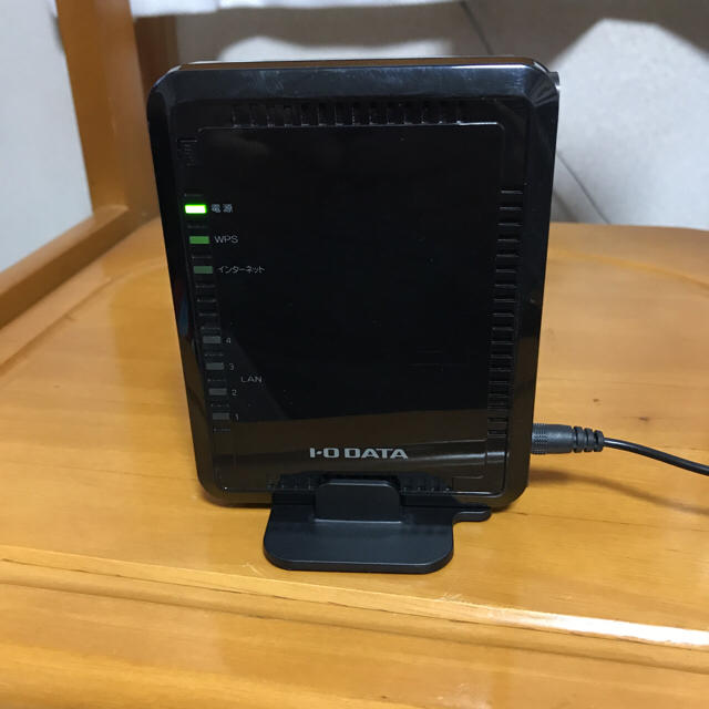 IODATA(アイオーデータ)の無線LANルーター  WN-G300R2 スマホ/家電/カメラのPC/タブレット(PC周辺機器)の商品写真