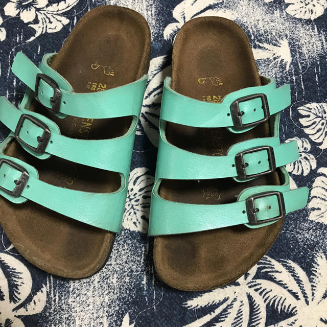 BIRKENSTOCK(ビルケンシュトック)のビルケンシュトック 18.0 キッズ/ベビー/マタニティのキッズ靴/シューズ(15cm~)(サンダル)の商品写真