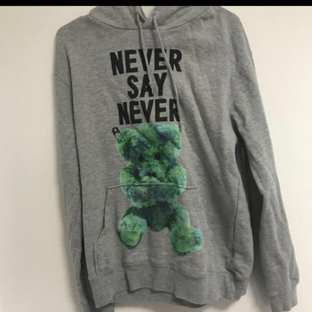 MILKBOY(ミルクボーイ)のMILKBOY NEVER SAY NEVER くま パーカー グレー×ミント メンズのトップス(パーカー)の商品写真