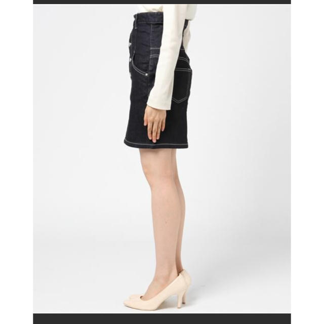 rienda(リエンダ)のフロントボタン デニムスカート レディースのスカート(ひざ丈スカート)の商品写真