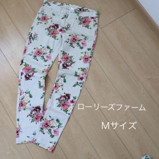 ローリーズファーム(LOWRYS FARM)のローリーズファーム 花柄レギパン Ｍ(スキニーパンツ)