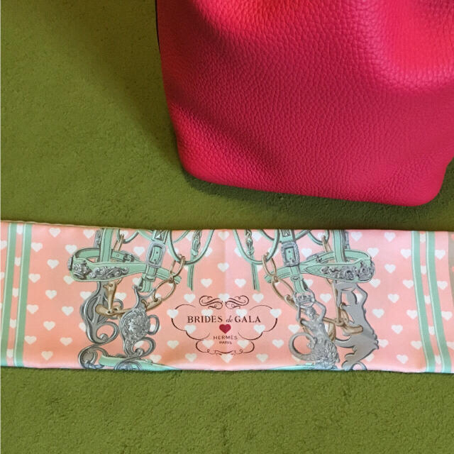 【れてますが】 Hermes - シルクカレの通販 by ぷーちゃん大好き's shop｜エルメスならラクマ ファッショ