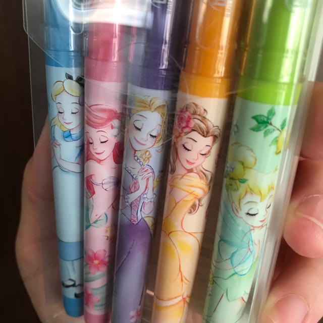 Disney 新品 ディズニー Disney プリンセス フリクションカラーペン の通販 By Bluebutterfly S Shop ディズニーならラクマ