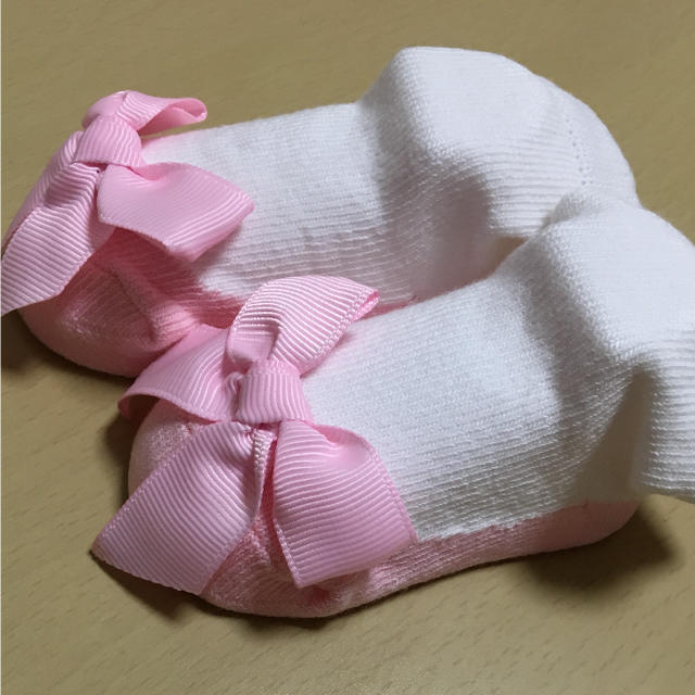 新品 ベビーソックス 9cm-11cm 女の子 キッズ/ベビー/マタニティのこども用ファッション小物(靴下/タイツ)の商品写真