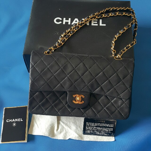 素晴らしい品質 CHANEL - Chanelラムスキンショーダーバッグ