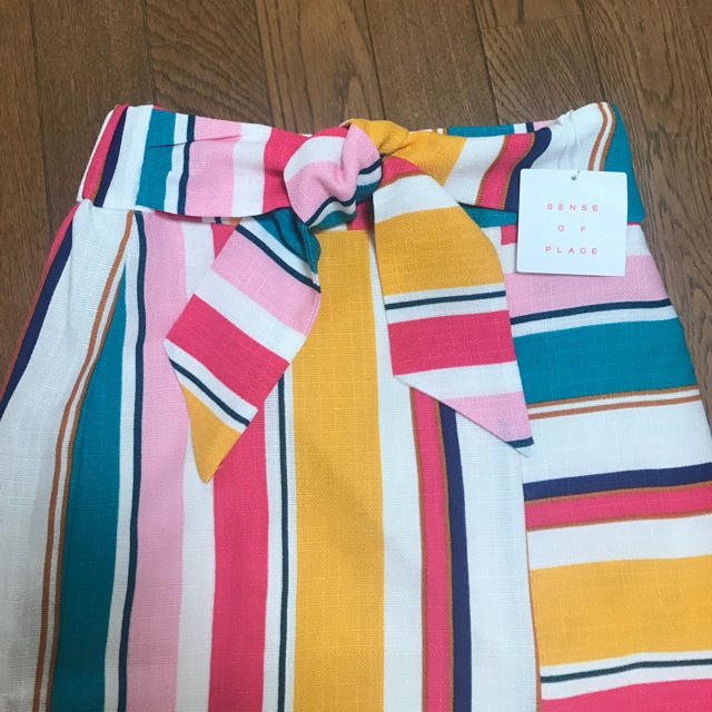 URBAN RESEARCH(アーバンリサーチ)の美品♡ストライプスカート レディースのスカート(ひざ丈スカート)の商品写真
