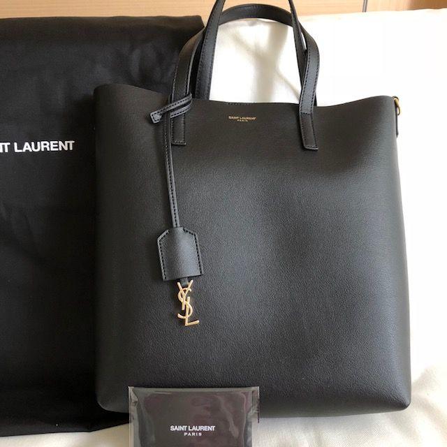 Saint Laurent(サンローラン)の新品未使用★サンローラン スモールトートバッグ ブラック レディースのバッグ(トートバッグ)の商品写真